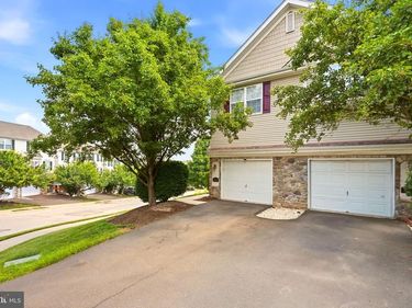 404 FORT HILL CIRCLE, FORT WASHINGTON, PA 19034