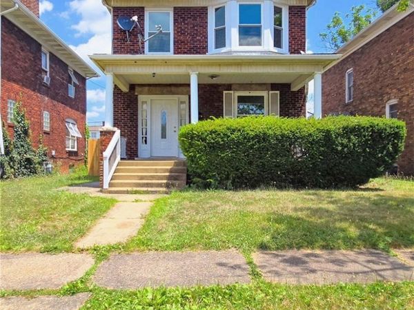 736 Oakmont Avenue, Steubenville, OH 43952