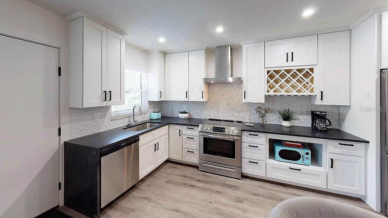 1910 Morrill Street , Unit 5, Sarasota, FL 34236 Photo