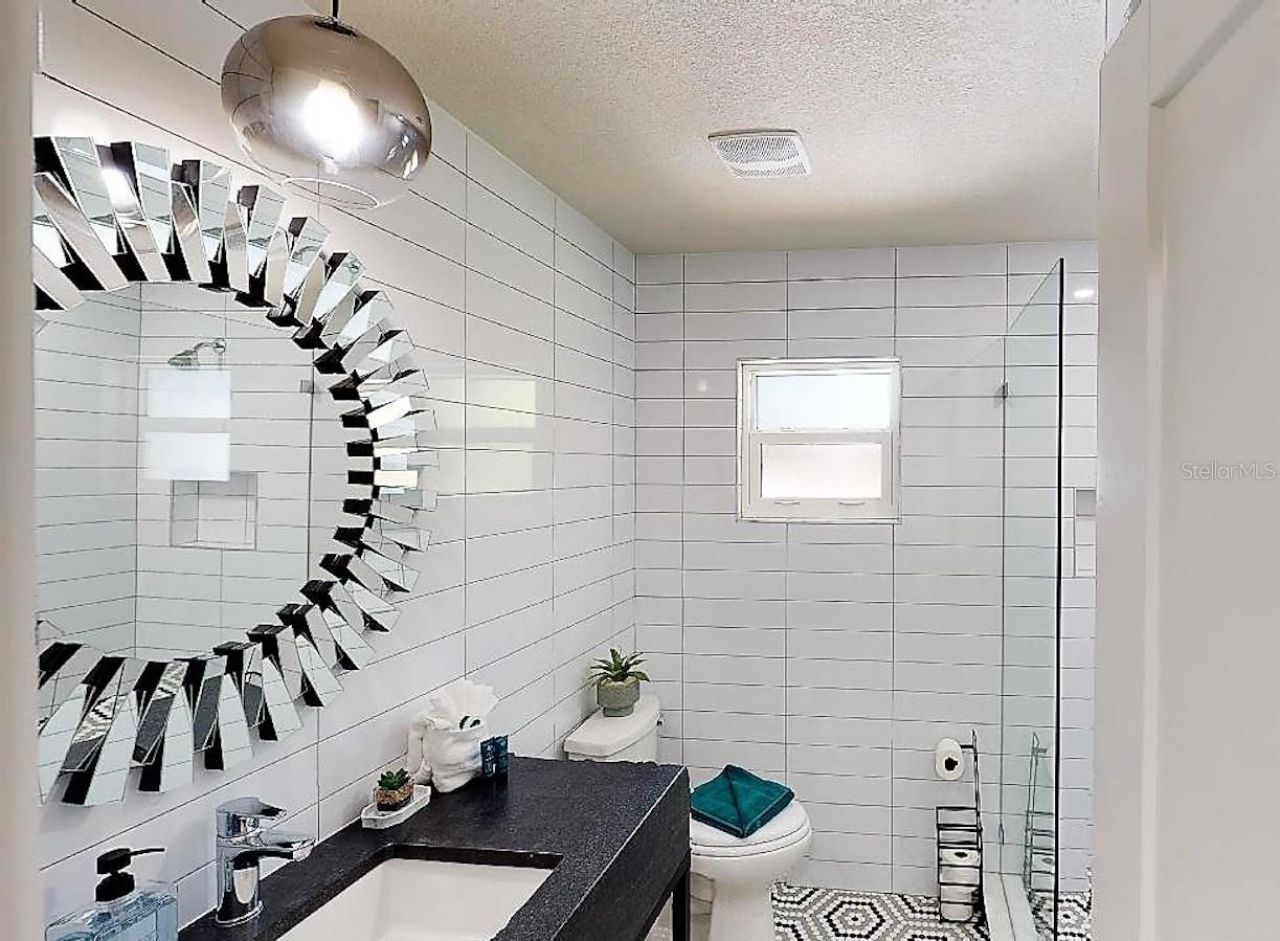 1910 Morrill Street , Unit 5, Sarasota, FL 34236 Photo