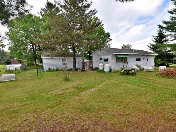 1061 Anderson Street N, Lake City, MI 49651