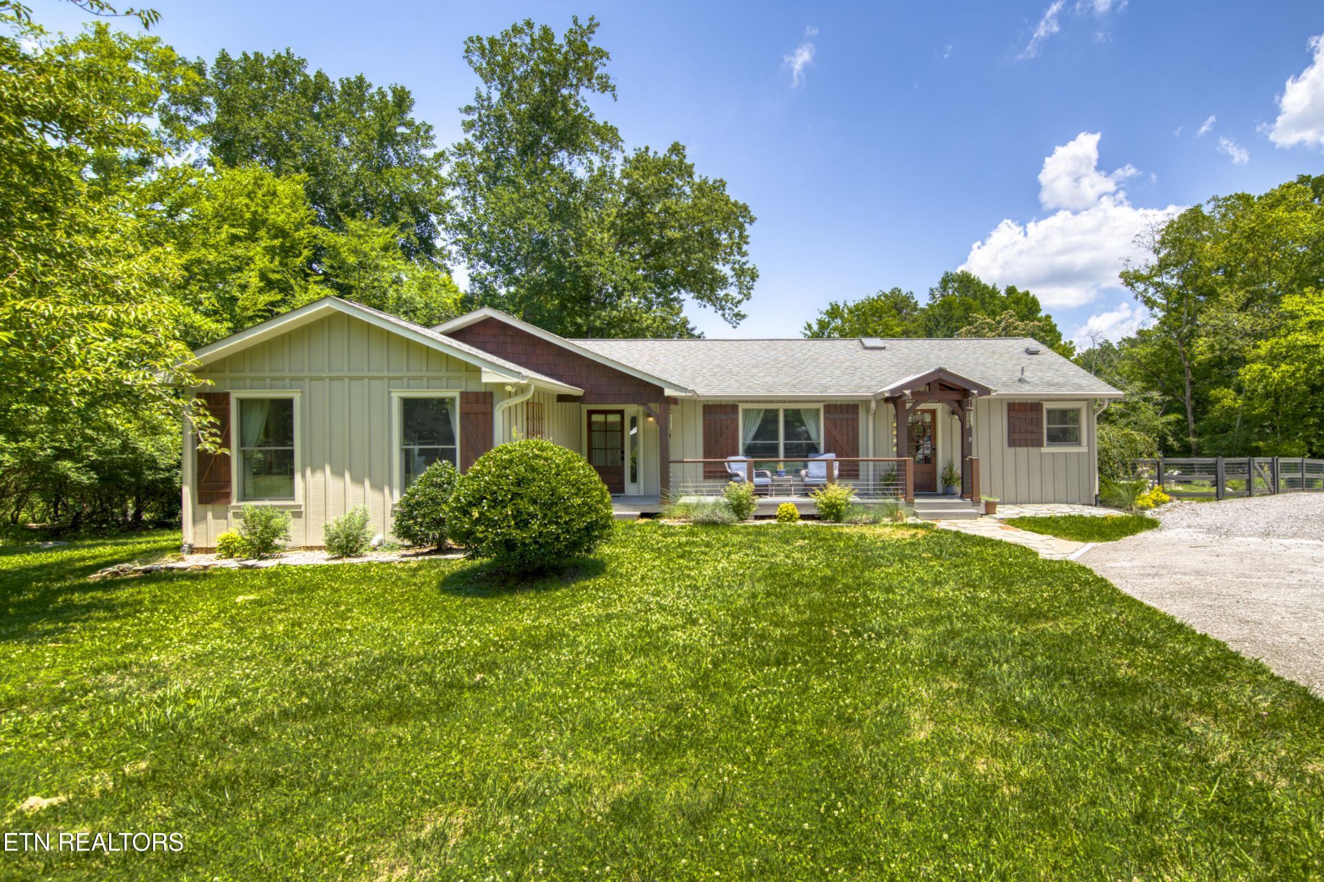 8851 Gammon Way, Knoxville, TN 37922 Main Photo