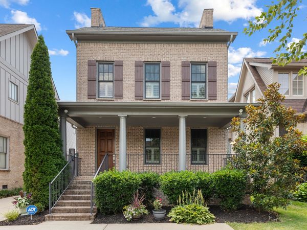 1917 Warfield Dr , Nashville, TN 37215