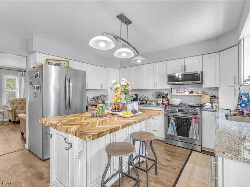 3041 Portsmouth Drive, Brunswick, OH 44212 Photo 5