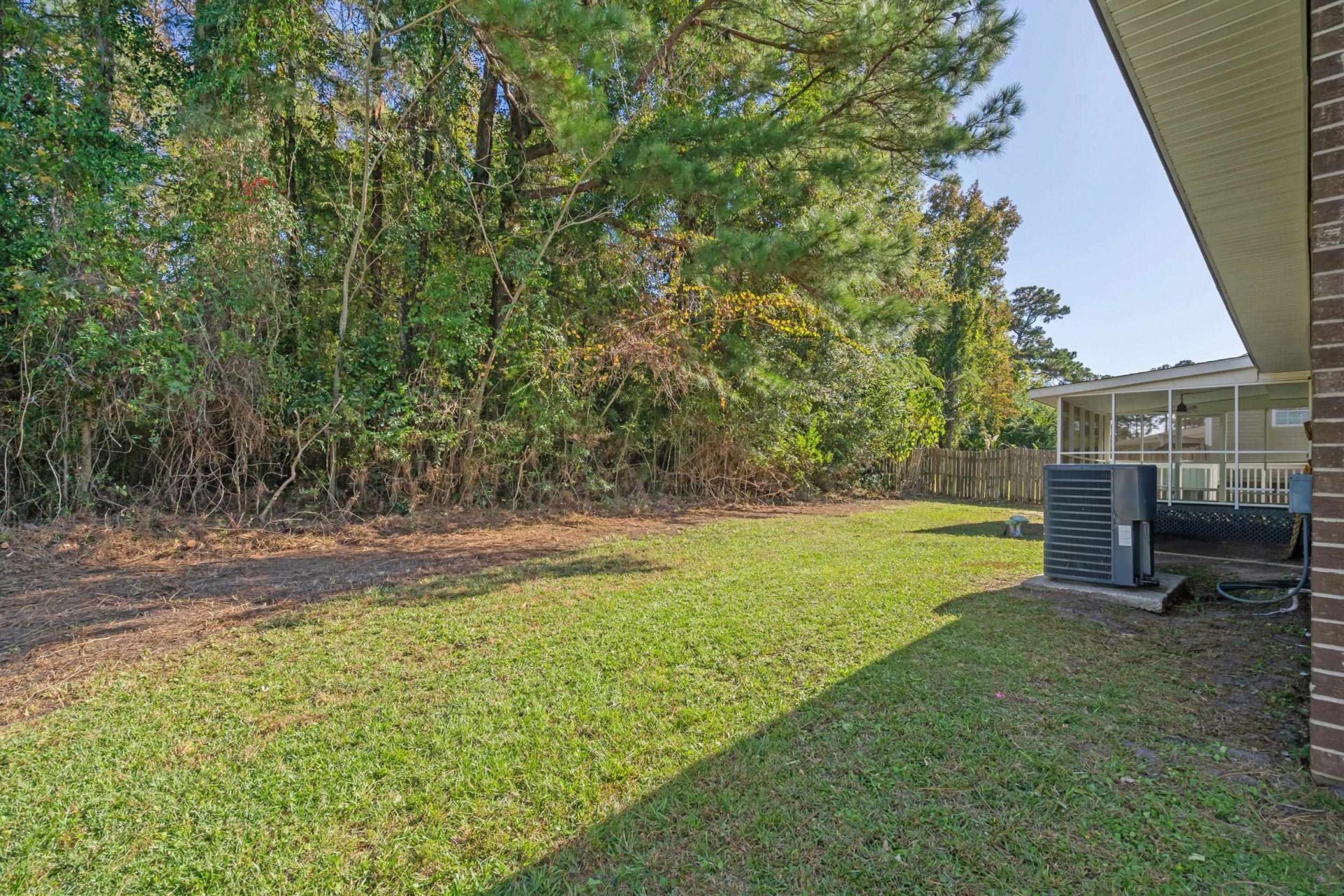 1114 Temple St.  Photo 20