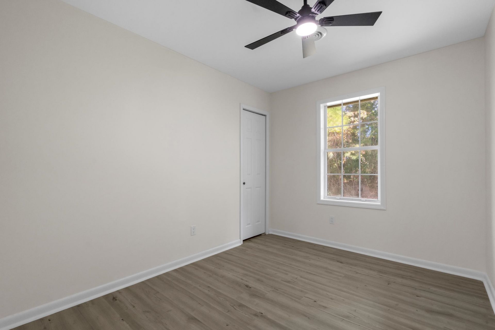 1114 Temple St.  Photo 25