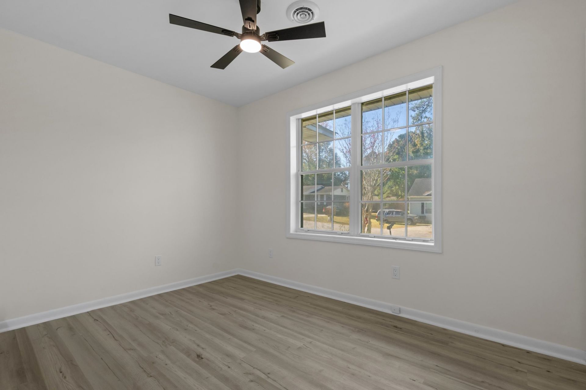 1114 Temple St.  Photo 26