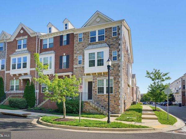 11 FAIRBANKS DRIVE, GAITHERSBURG, MD 20877
