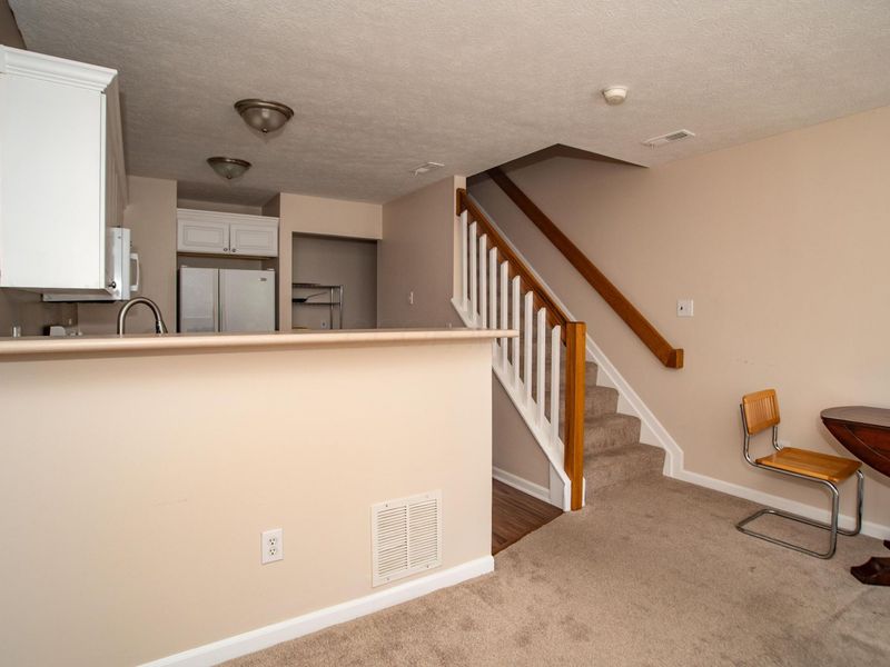 6997 Monarchos Drive , Unit 11, New Albany, OH 43054 Photo 10