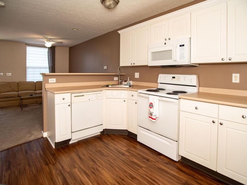 6997 Monarchos Drive , Unit 11, New Albany, OH 43054 Photo 12