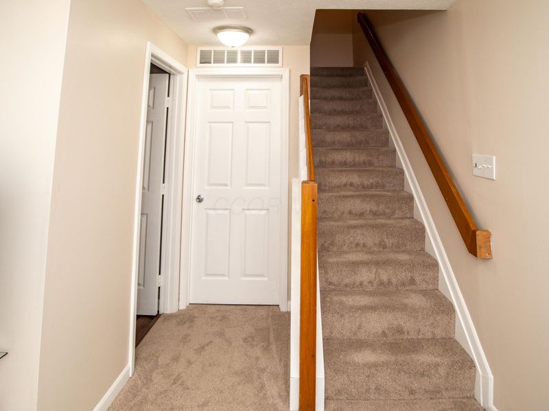 6997 Monarchos Drive , Unit 11, New Albany, OH 43054 Photo 24