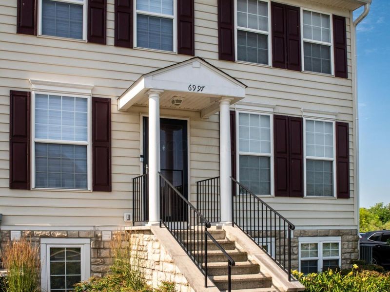 6997 Monarchos Drive , Unit 11, New Albany, OH 43054 Photo 3