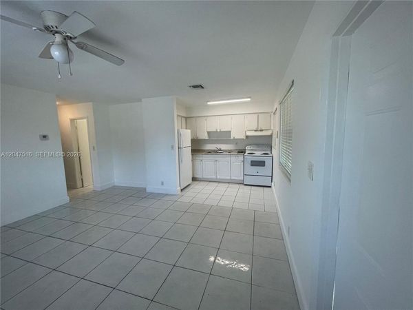 5210 NW 16th St, Unit 3, Lauderhill, FL 33313