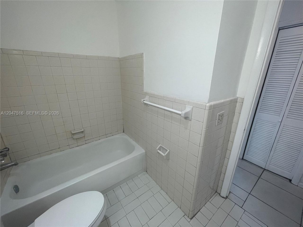 5210 NW 16th St, Unit 3, Lauderhill, FL 33313 Photo