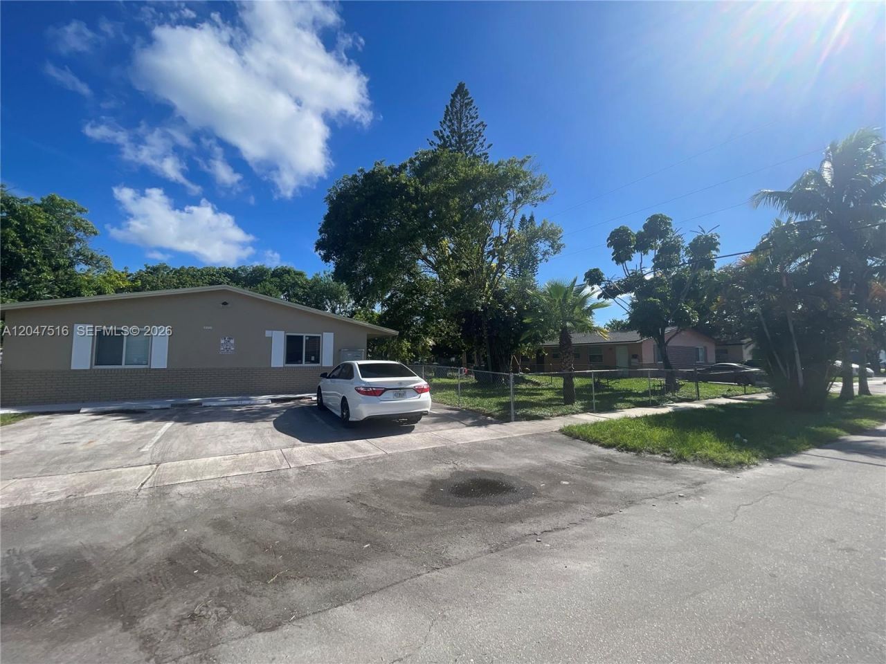 5210 NW 16th St, Unit 3, Lauderhill, FL 33313 Photo