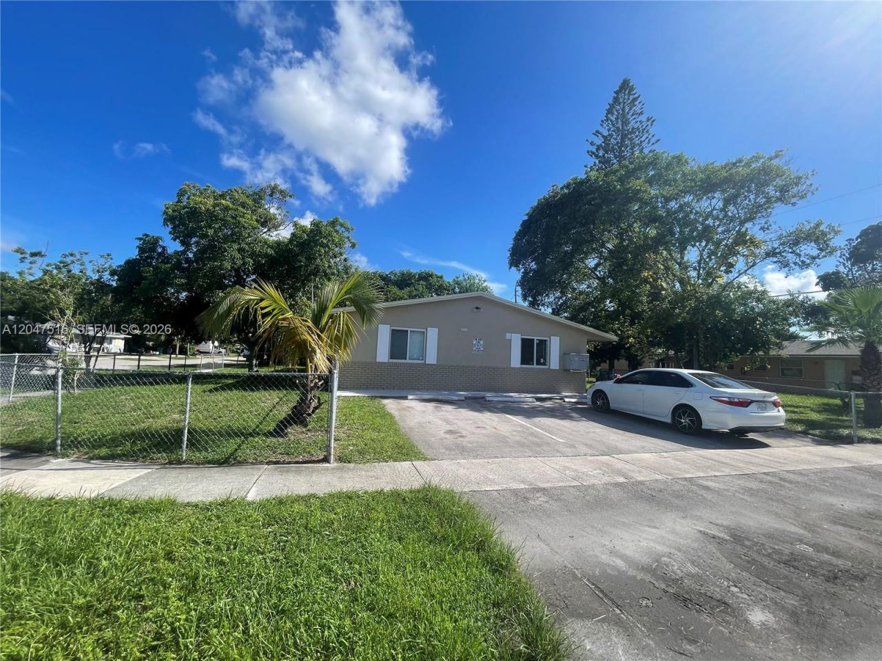 5210 NW 16th St, Unit 3, Lauderhill, FL 33313 Photo