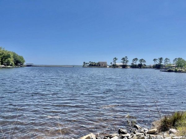 34 Meigs Drive, Unit A & B, Shalimar, FL 32579