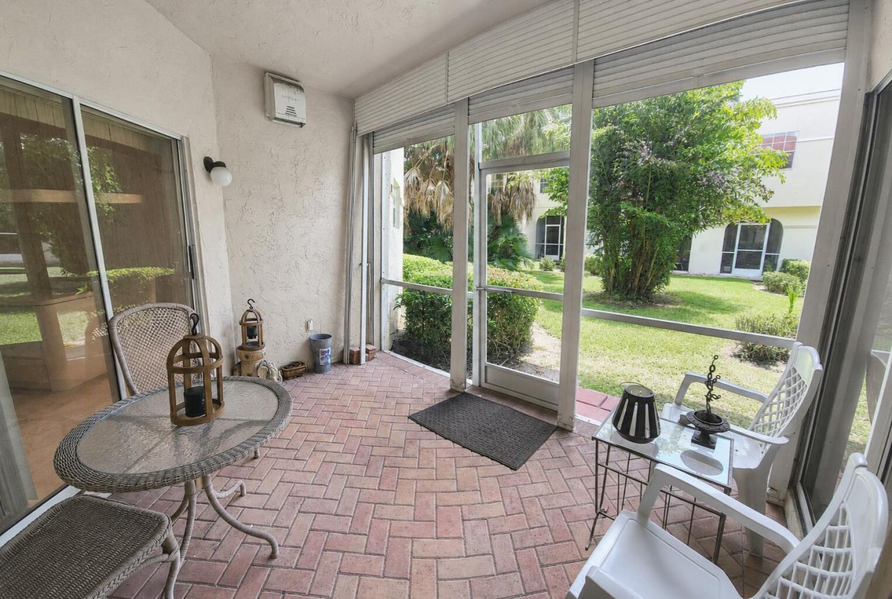 6566 Via Regina, Unit 6566, Boca Raton, FL 33433 Photo