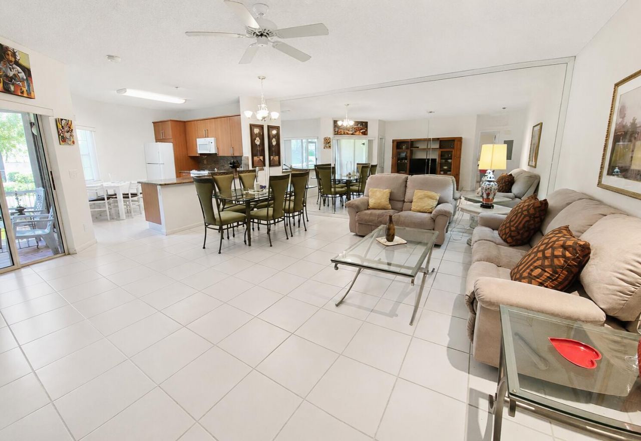 6566 Via Regina, Unit 6566, Boca Raton, FL 33433 Photo