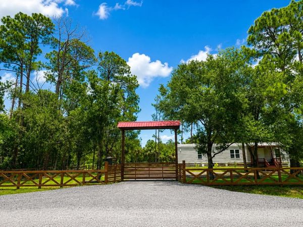 875 N Cabbage Palm Street, Clewiston, FL 33440