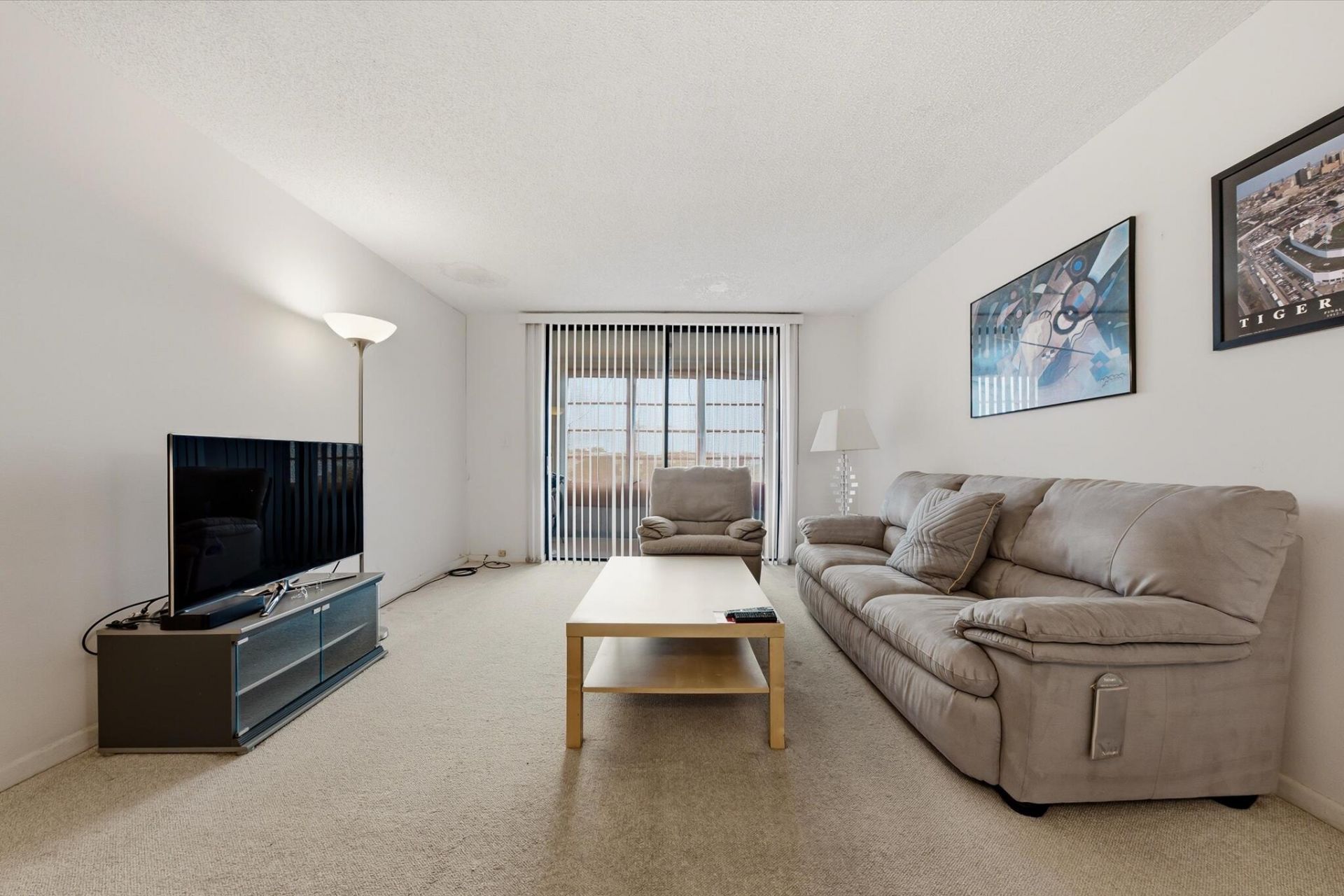 2860 Somerset Drive, Unit 412k, Lauderdale Lakes, FL 33311 Photo