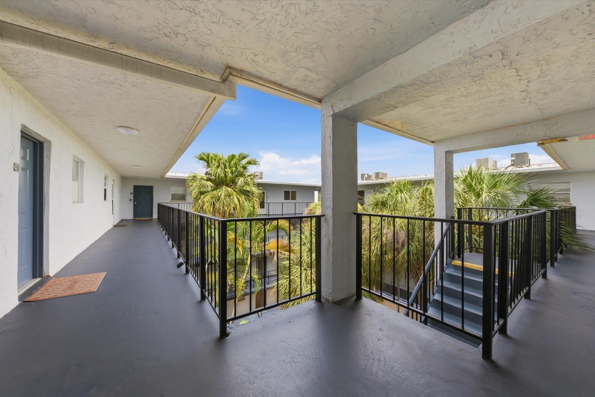 2860 Somerset Drive, Unit 412k, Lauderdale Lakes, FL 33311 Photo