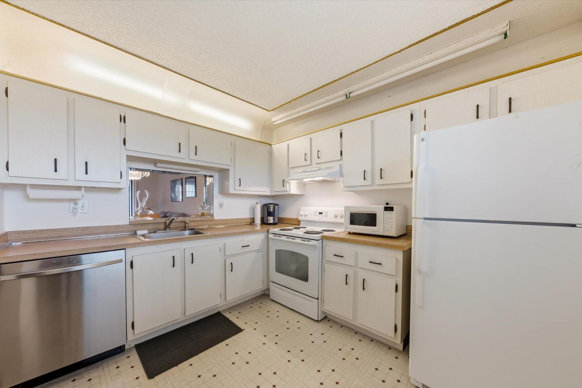 2860 Somerset Drive, Unit 412k, Lauderdale Lakes, FL 33311 Photo