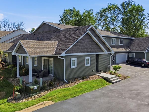 22294 Lilac Way, Forest Lake, MN 55025