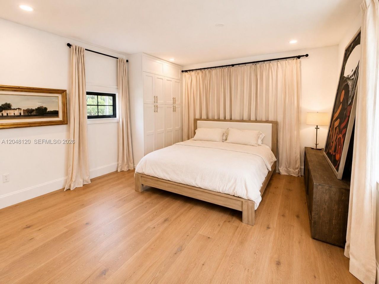 4455 N Bay Rd , Miami Beach, FL 33140 Photo