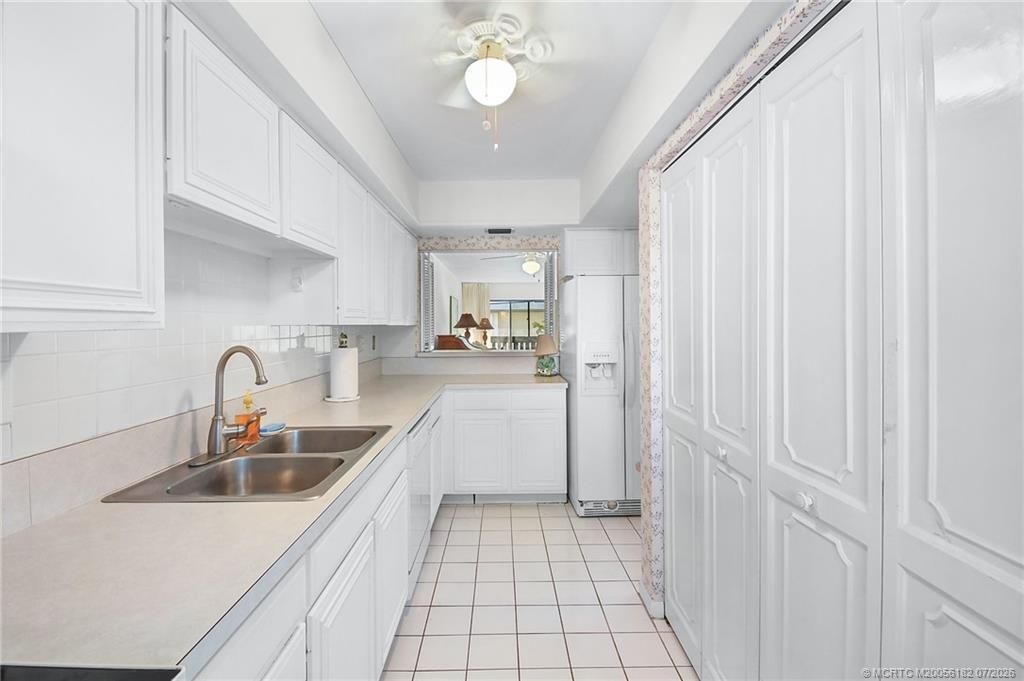 175 SE Saint Lucie Boulevard, Unit C30, Stuart, FL 34996 Photo