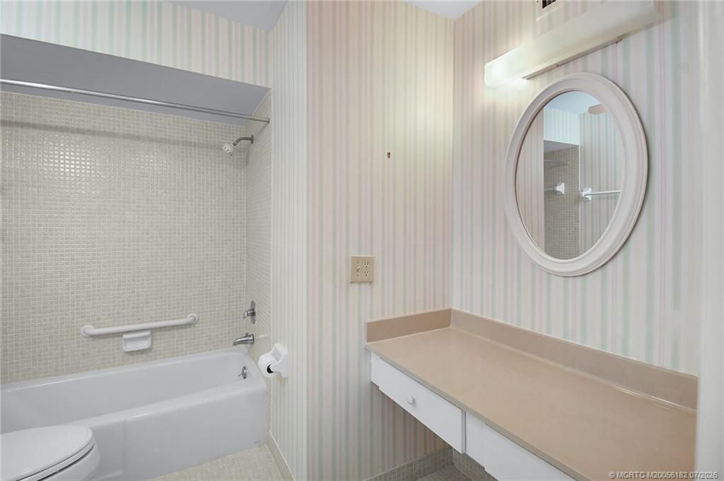 175 SE Saint Lucie Boulevard, Unit C30, Stuart, FL 34996 Photo