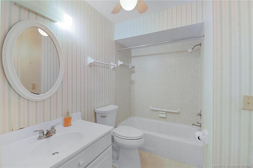 175 SE Saint Lucie Boulevard, Unit C30, Stuart, FL 34996 Photo