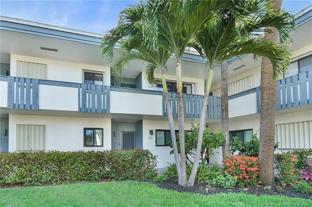 175 SE Saint Lucie Boulevard, Unit C30, Stuart, FL 34996 Photo