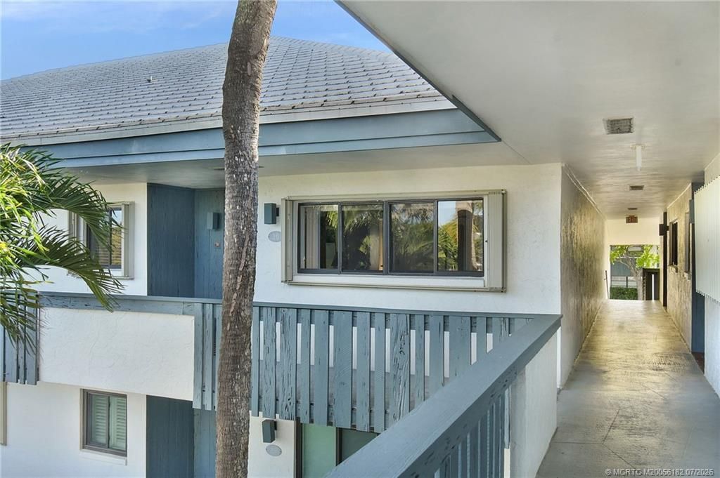 175 SE Saint Lucie Boulevard, Unit C30, Stuart, FL 34996 Photo
