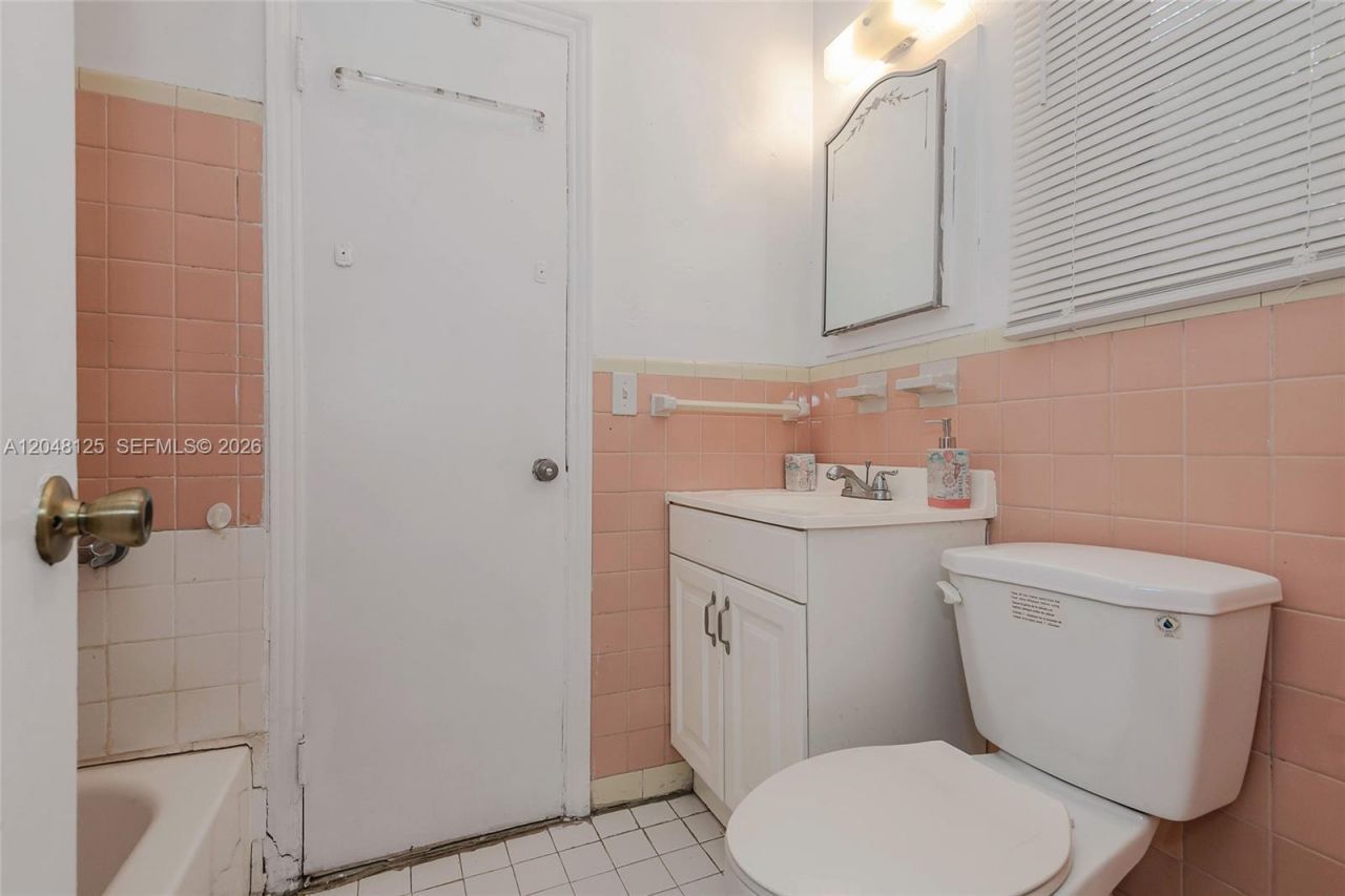 245 NE 48th St , Miami, FL 33137 Photo