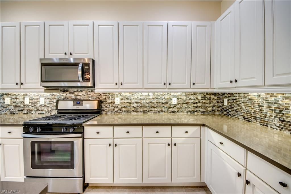 8260 Venetian Pointe Dr , Fort Myers, FL 33908 Photo