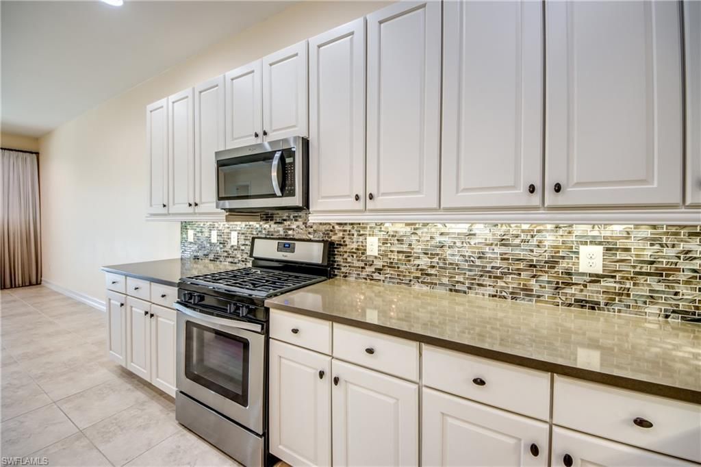 8260 Venetian Pointe Dr , Fort Myers, FL 33908 Photo