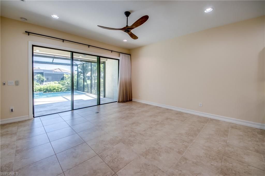 8260 Venetian Pointe Dr , Fort Myers, FL 33908 Photo