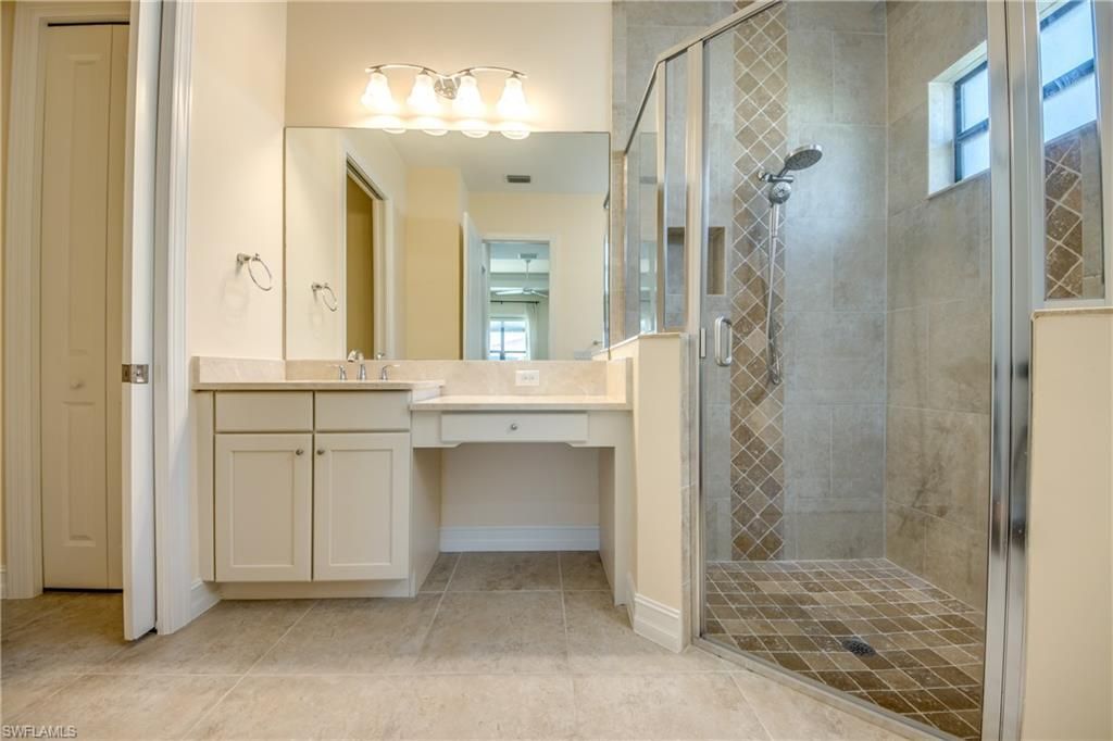 8260 Venetian Pointe Dr , Fort Myers, FL 33908 Photo