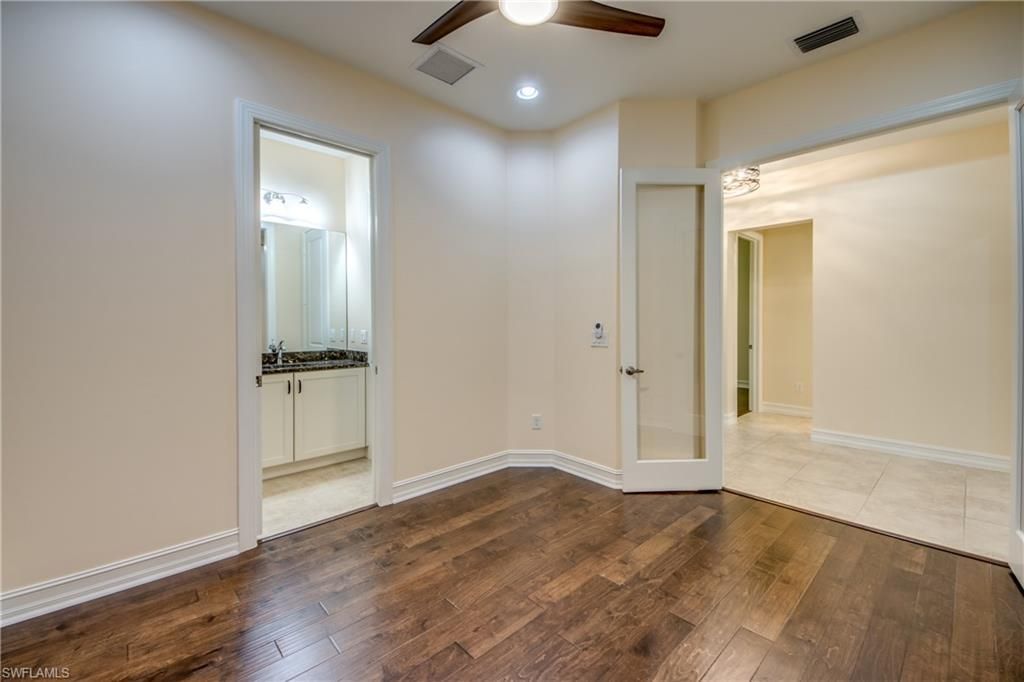 8260 Venetian Pointe Dr , Fort Myers, FL 33908 Photo