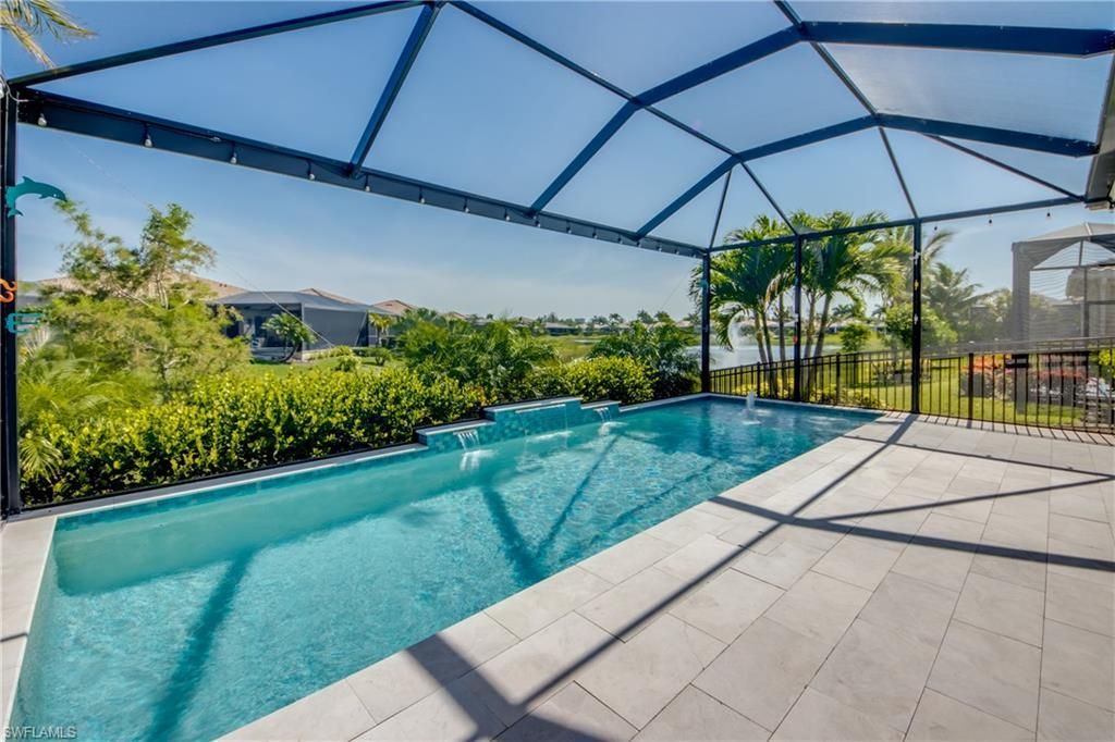 8260 Venetian Pointe Dr, Fort Myers, FL 33908 Photo