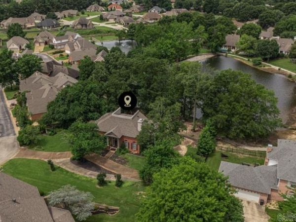 3102 Sara Creek Drive, Jonesboro, AR 72404