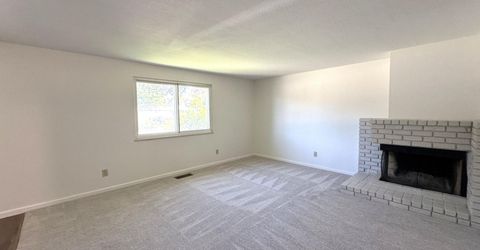 1300 E Huffaker Lane, Reno, NV 89511 Photo