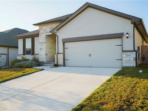 4004 Promontory Point TRL , Georgetown, TX 78626