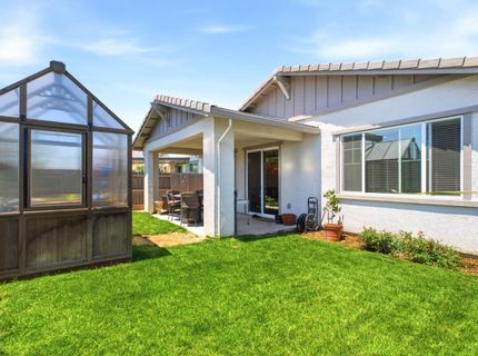 1399 Carson River Loop, Lincoln, CA 95648 Photo