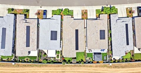1399 Carson River Loop, Lincoln, CA 95648 Photo