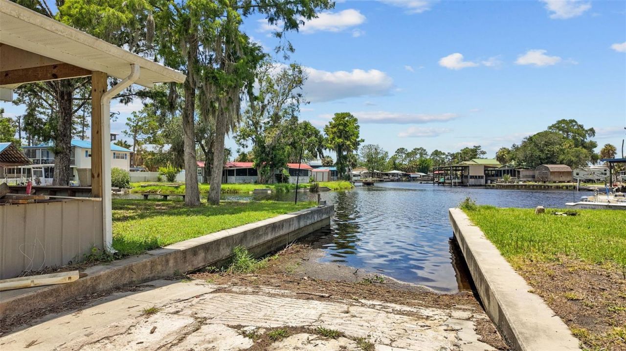 306 SE 256 Street , Suwannee, FL 32692 Photo