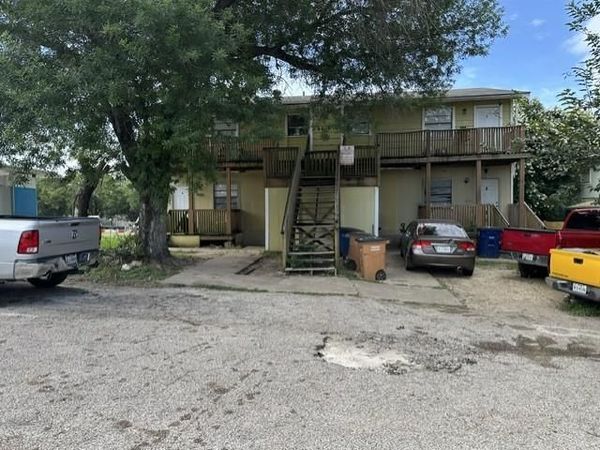 4605 E Stassney LN , Austin, TX 78744