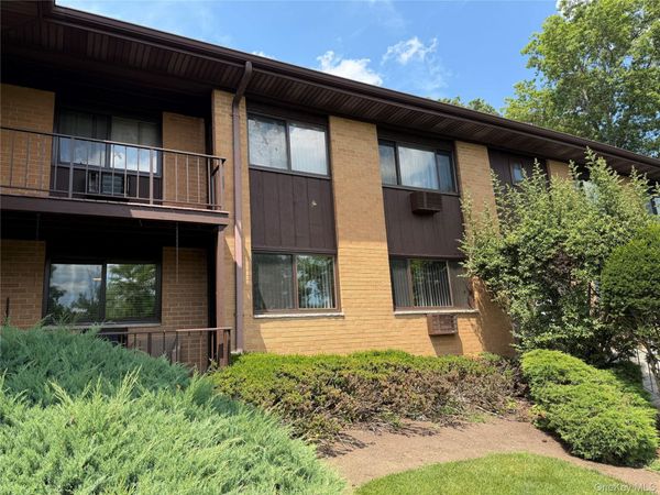 8 E Lawrence Park Drive, Unit 9, Piermont, NY 10968