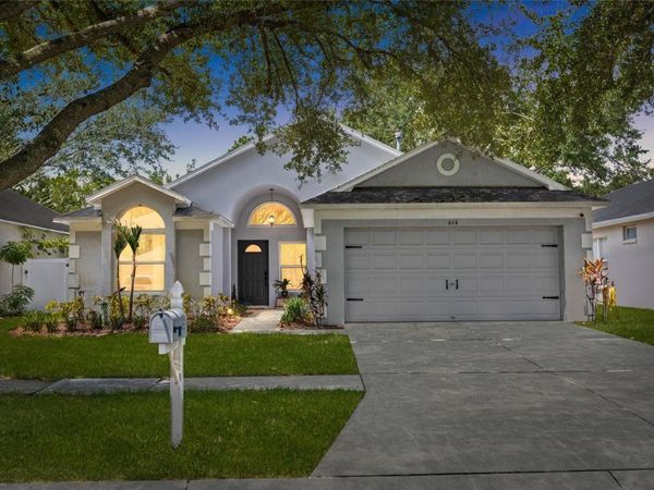 614 SOMERSTONE DRIVE , VALRICO, FL 33594
